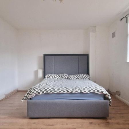 Ritz Place 2 Northolt  외부 사진